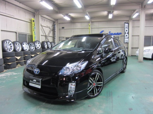 新車　トヨタ　プリウス　1.8Ｓ　ＬＥＤエデション