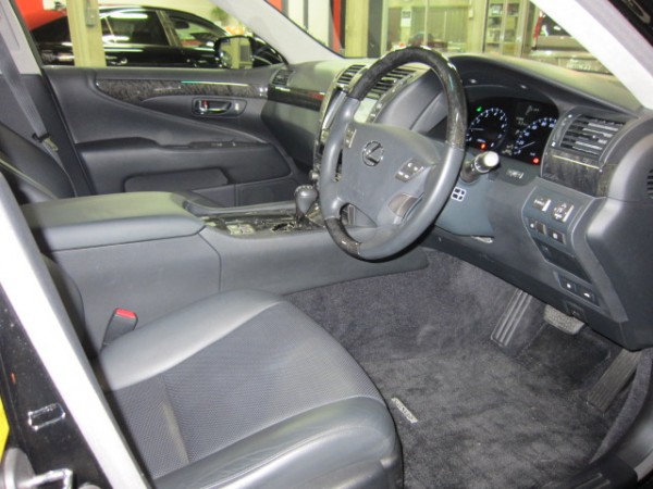レクサス　ＬＳ460　バージョンＣ　Ｉパッケージ