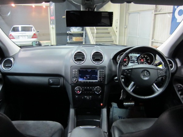 メルセデスベンツ　ＭＬ５００　4ＷＤ